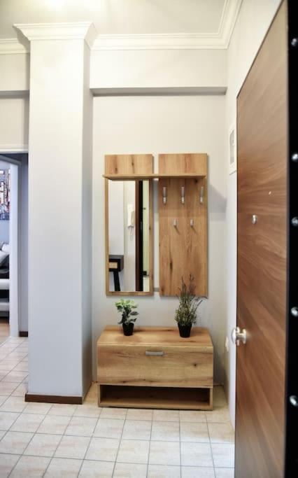 Kipseli New Modern & Cozy 65Tv Netflix Lejlighed Athen Eksteriør billede